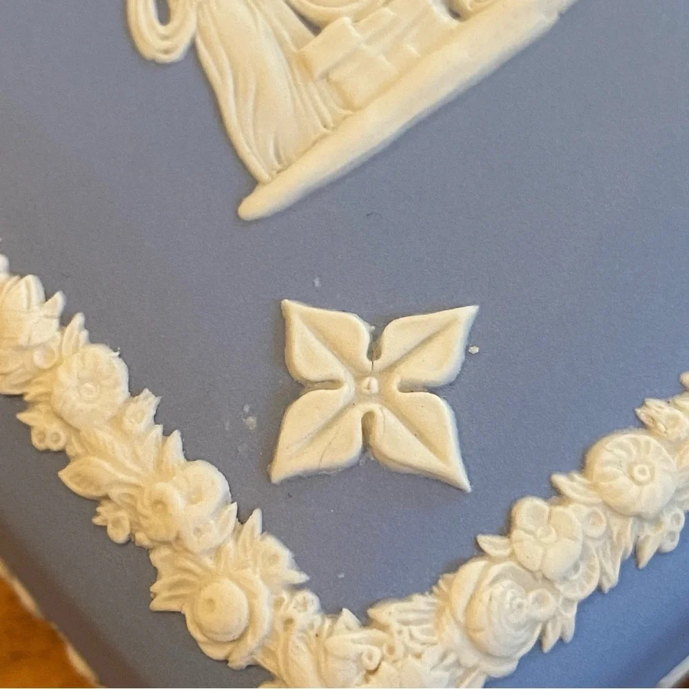 Wedgwood England Jasperware Square Trinket Dish - Picture 7 of 16